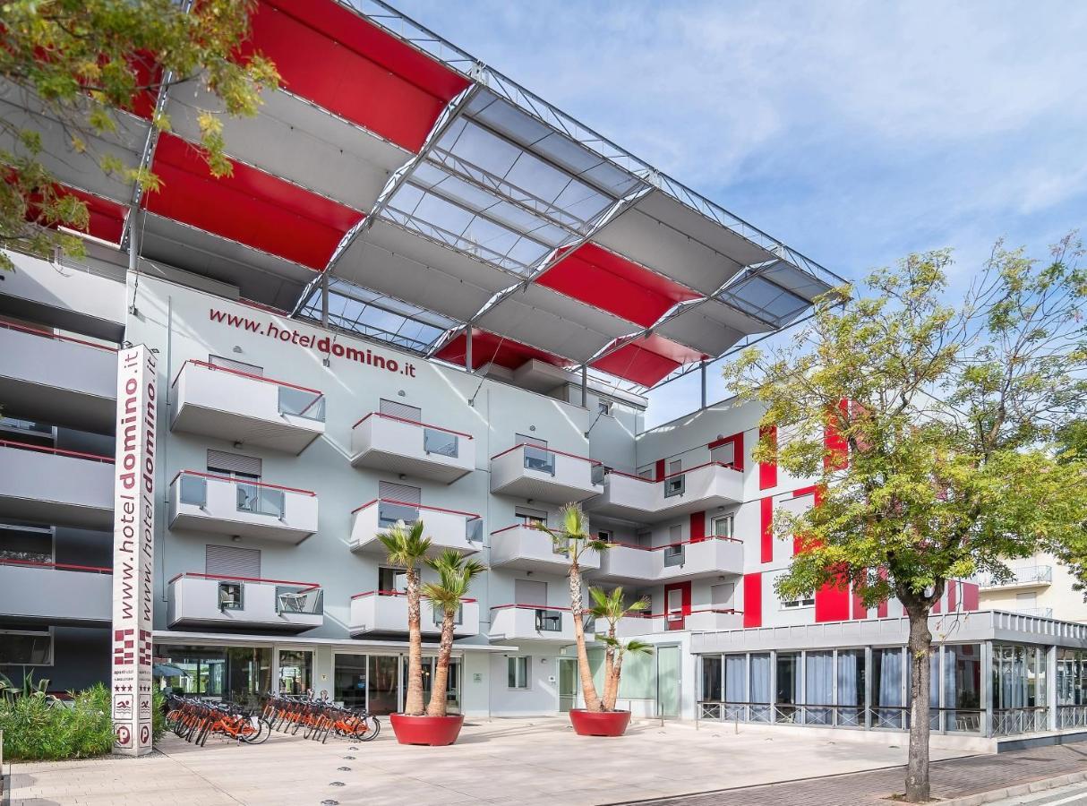 Domino Suite Hotel & Residence Lido di Jesolo Exteriör bild