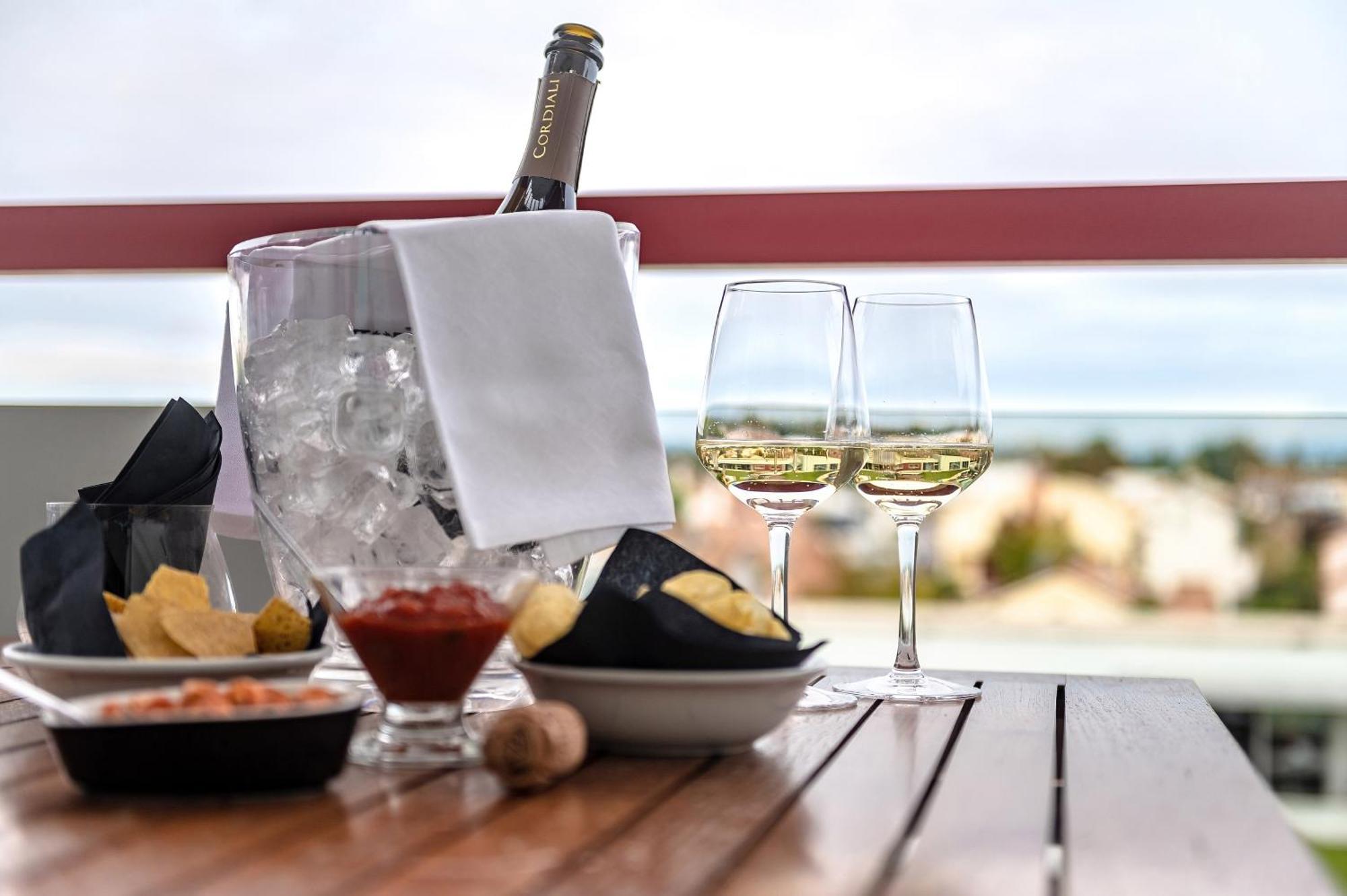 Domino Suite Hotel & Residence Lido di Jesolo Rum bild